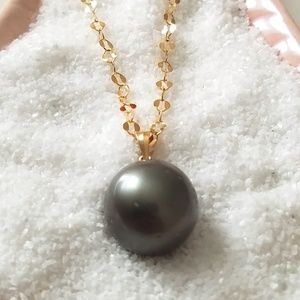 Tahitian Pearl Necklace